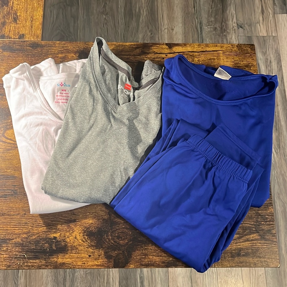 ‼️ BUNDLE of extra layer of warmth 3 shirts 1 pants like CuddleDuds 💥deal!